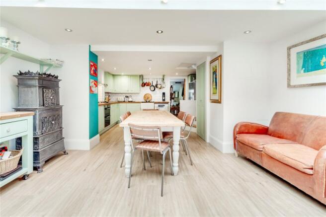Living Room/Kitchen