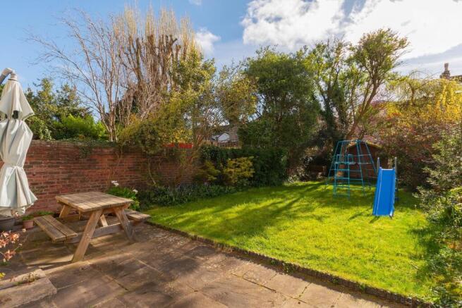 F51C8RCM - External G.jpg