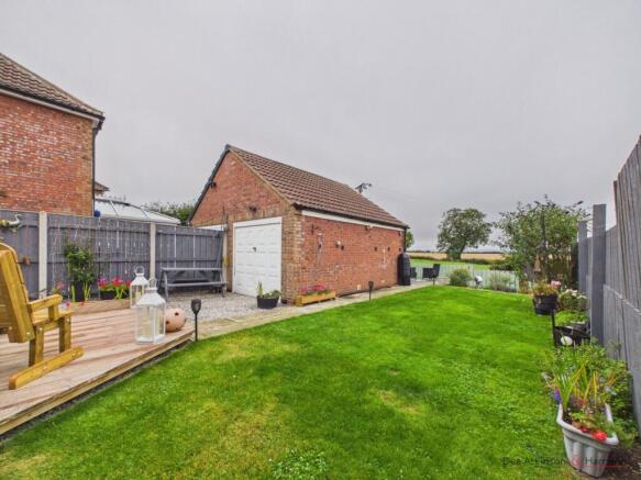 23, Parklands, Beeford, YO25 8EY photo 4