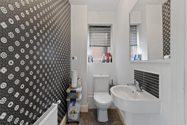 3 bed Link Detached House for sale Image 8