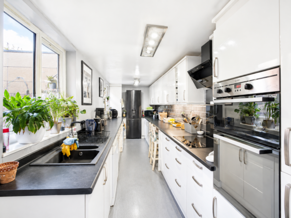 3 bed End of Terrace for sale Image 5