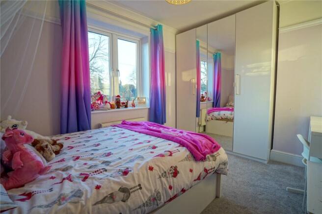 3 bed Semi-Detached for sale Image 11
