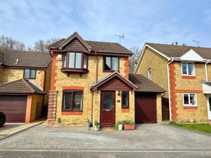 Hemingway Gardens, Whiteley