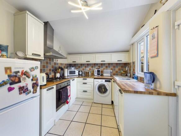 7 little kitchen.jpg