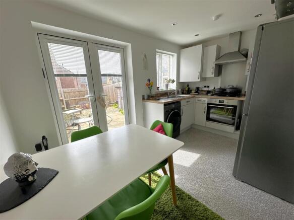 Kitchen/Dining Room
