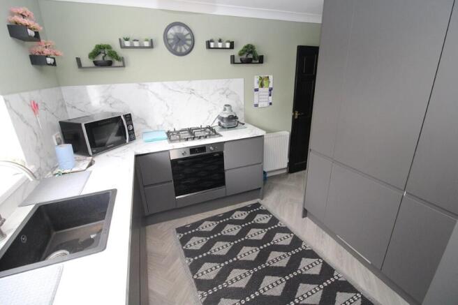 2 bed Bungalow for sale Image 4