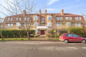 26, Oakhall Court, Oakhall Drive, Sunbury-on-thames TW16 7LE