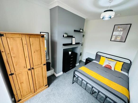 6 bed Terraced for sale Image 11