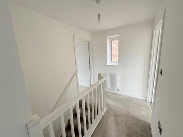 3 bed Detached for sale Image 9