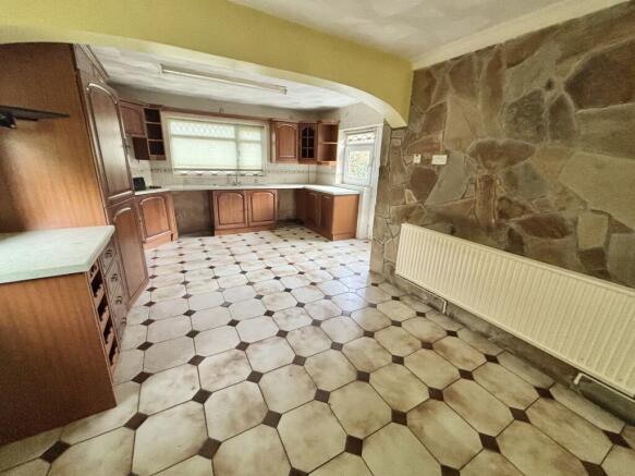 Kitchen/Dining Room