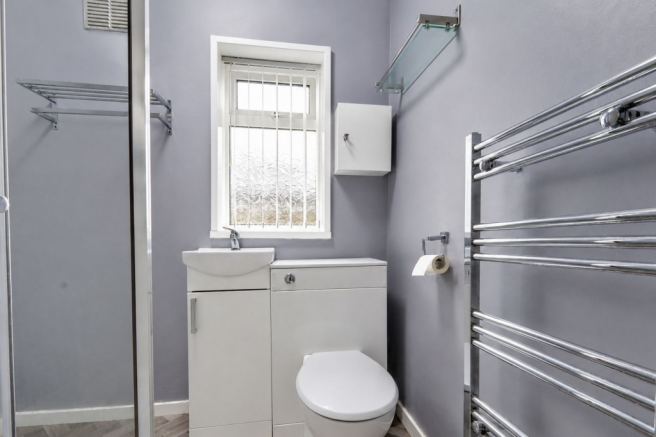 2 bed Semi-Detached Bungalow for sale Image 11
