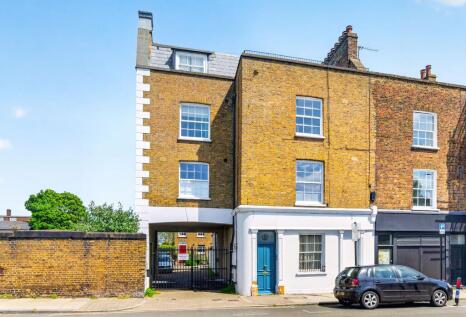 4-5 Roman Way, London, N7