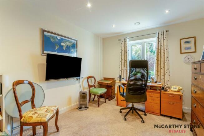 8628071-interior12.jpg