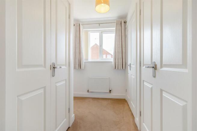 8571786-interior11.jpg