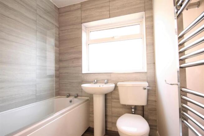 BATHROOM/W.C.