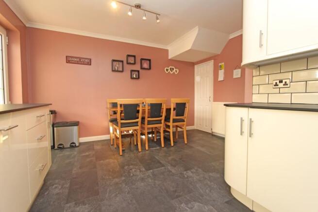 Kitchen/Breakfast Room