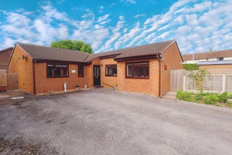 Sandown Road, Bangor-On-Dee, Wrexham