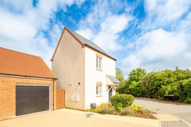 Huntingdon Road, Bicester, Oxfordshire, OX26 photo 4