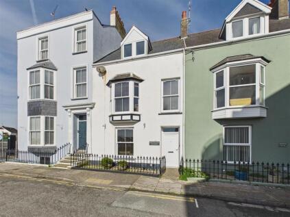 South Cliff Street, Tenby