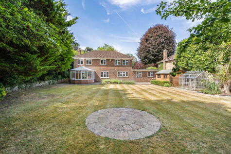 Hillier Road, Guildford, GU1