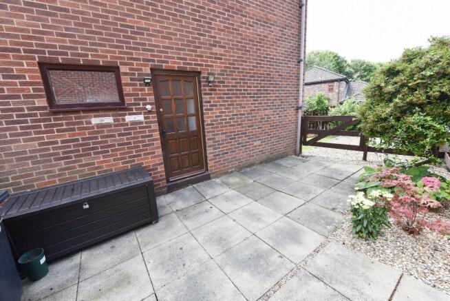 Shared Rear Garden