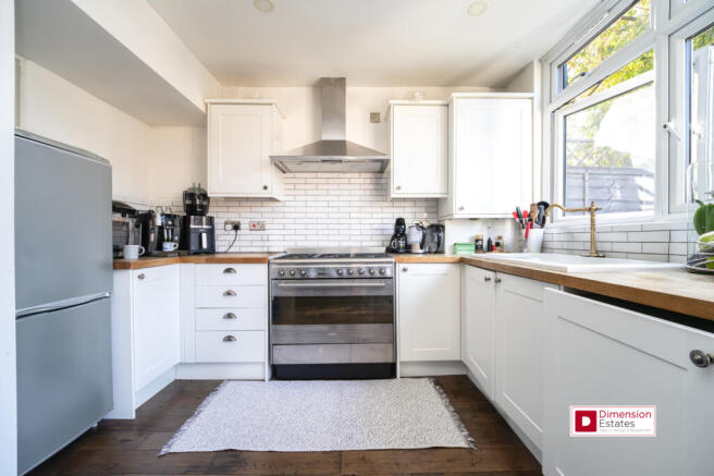 Sanderstead Road, Leyton, London, E10 photo 4
