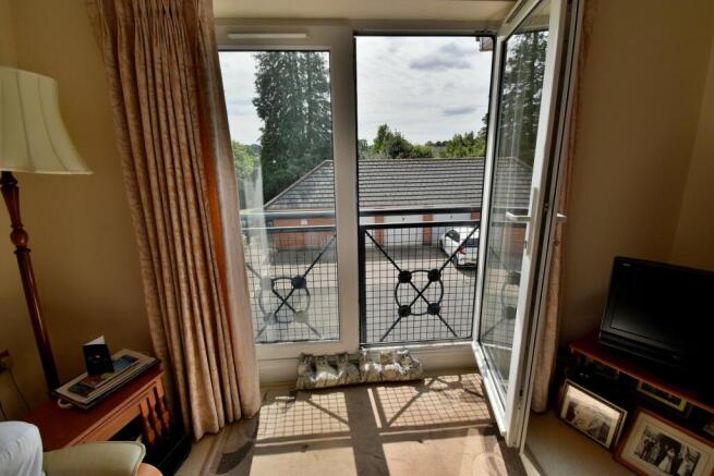 Wimborne Road East, Ferndown, BH22 photo 4