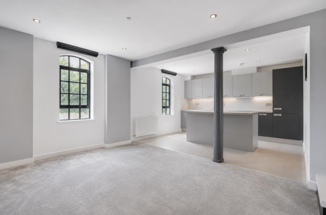 Kitchen dining room.png