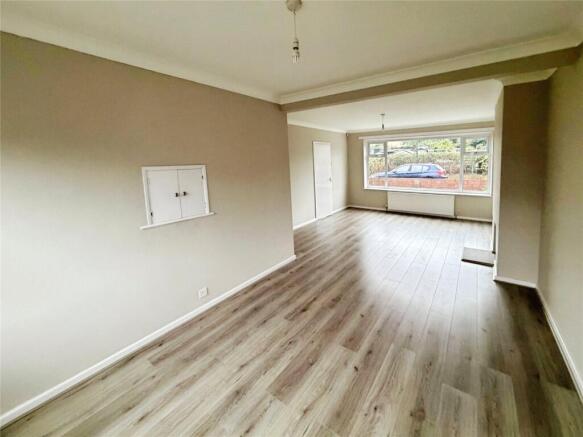 3 bed Semi-Detached for sale Image 10