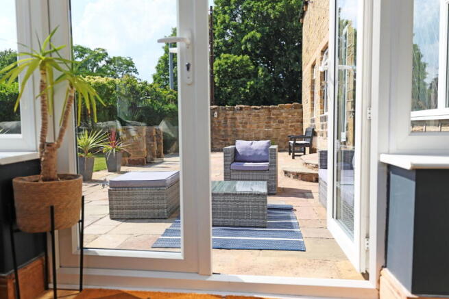 5 bed Character Property for sale Image 9