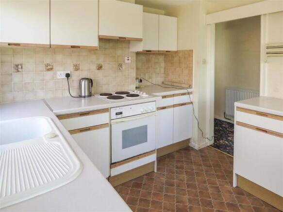 Kitchen.JPG