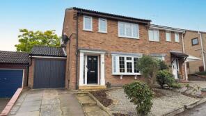 3, Curlew Croft, Colchester CO4 3FT