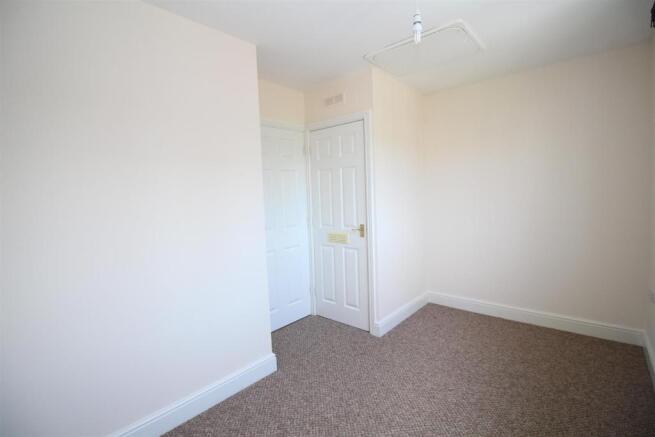 Bedroom 2.JPG
