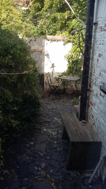Photo 6