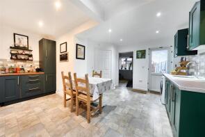 51, Sedgeley Grove, Gosport PO12 4NL