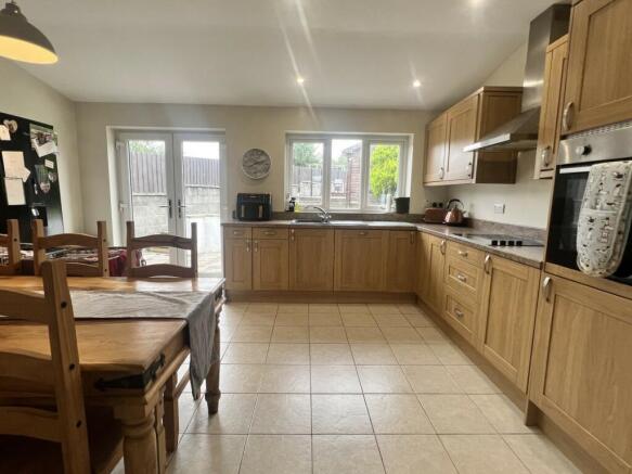 Kitchen/Dining Room