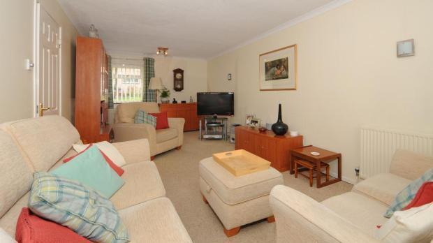 Lounge 1