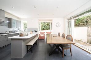 35, Home Park Road, London SW19 7HS