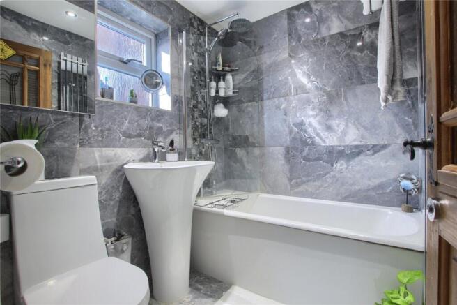 3 bed Semi-Detached for sale Image 9