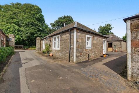 2 Rosemount Cottage, Monkton, KA9 2QZ