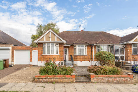 Compton Rise, Pinner, HA5