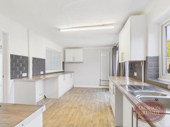 Ash Rise, Kingsthorpe, NN2 8SB – pohled 6