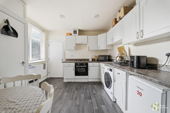 Flat 1 63 Bamford...