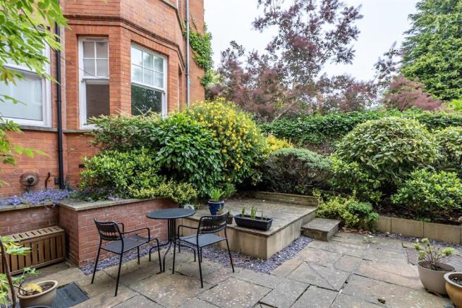 1 bed Flat for sale Image 11