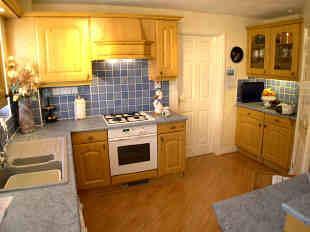 BREAKFAST KITCHEN