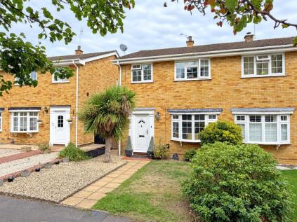 Hanover Gardens, Farnborough, Hampshire, GU14