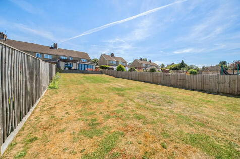 Moores Place, Hungerford, RG17