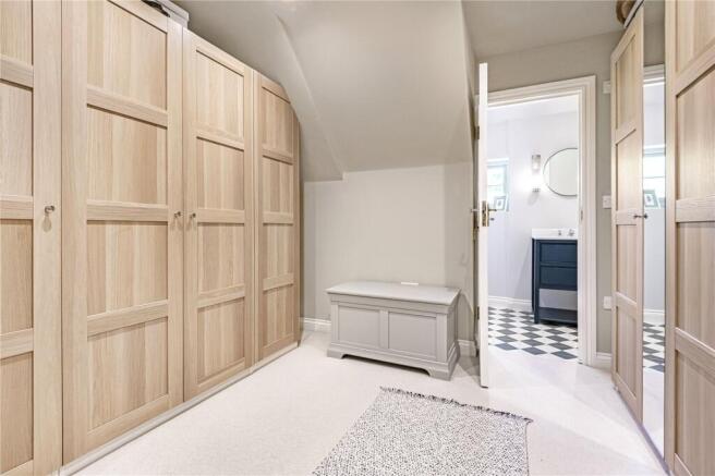 Walk-In Wardrobe