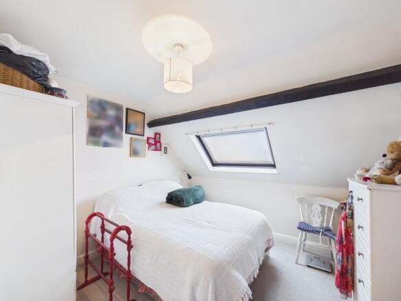 2 bed Apartment for sale Image 5