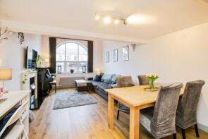 3, Whitaker House Apartments, Charlotte Close, Halifax HX1 2NX